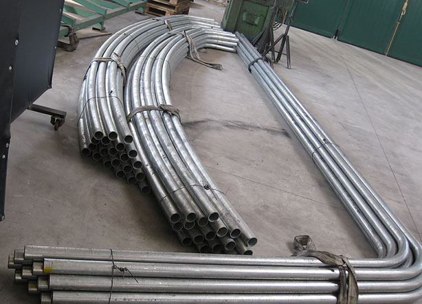 Tubo ferro d 60 carpenteria zingato piegato a misura per costruzione serra